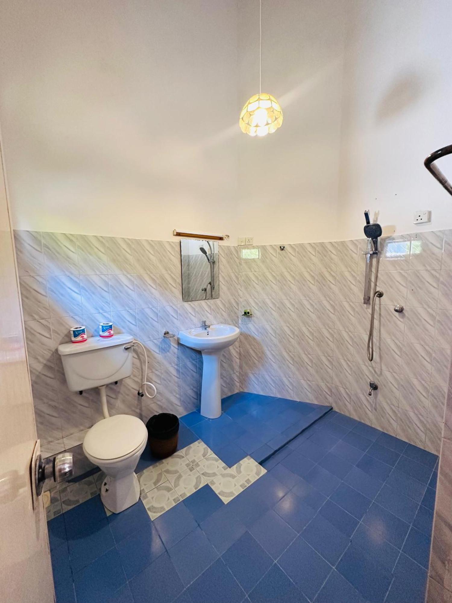 Hotel Surf N Spice - Hiriketiya Dikwella Esterno foto